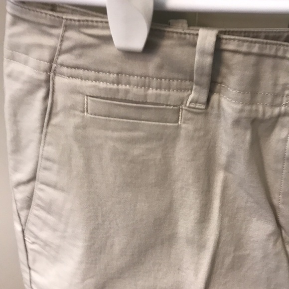 Talbots 10” Khaki short. - Picture 2 of 7